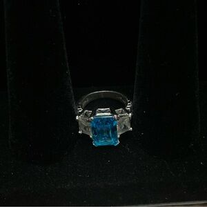 Victoria Weick Elegant Blue and Silver Ring